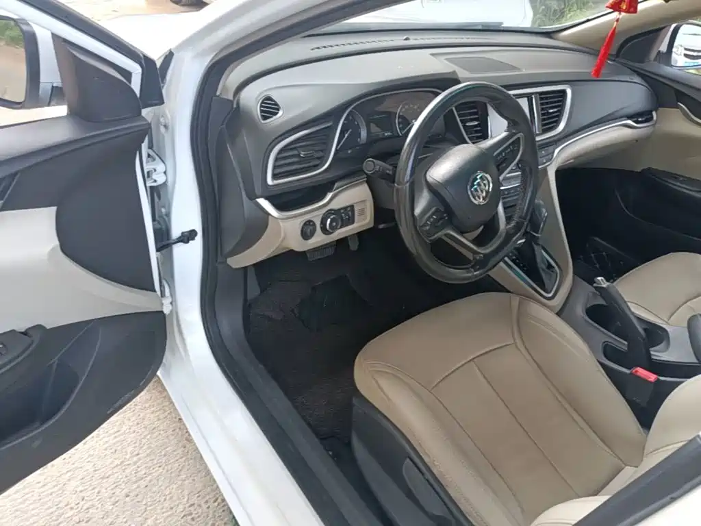 Buick Excelle — миниатюра 16