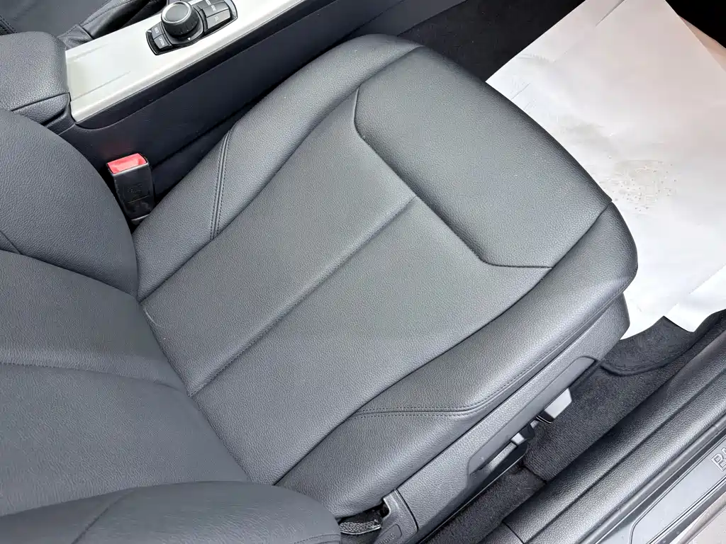 BMW 3 Series — миниатюра 25