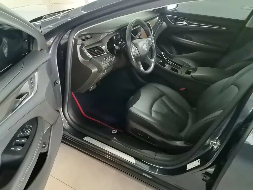 Buick LaCrosse — миниатюра 16