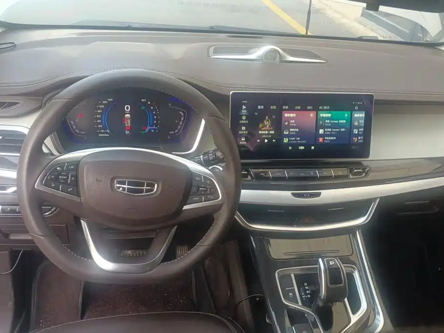 Geely Jia Ji — миниатюра 12