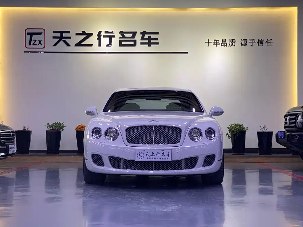 Bentley Flying Spur 2010 6.0T мест