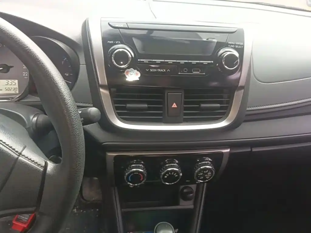 Toyota Vios FS — миниатюра 13