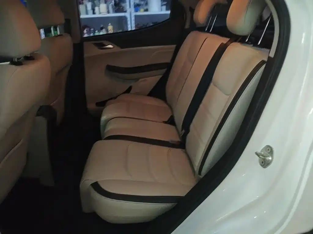 BYD Yuan Pro — миниатюра 17