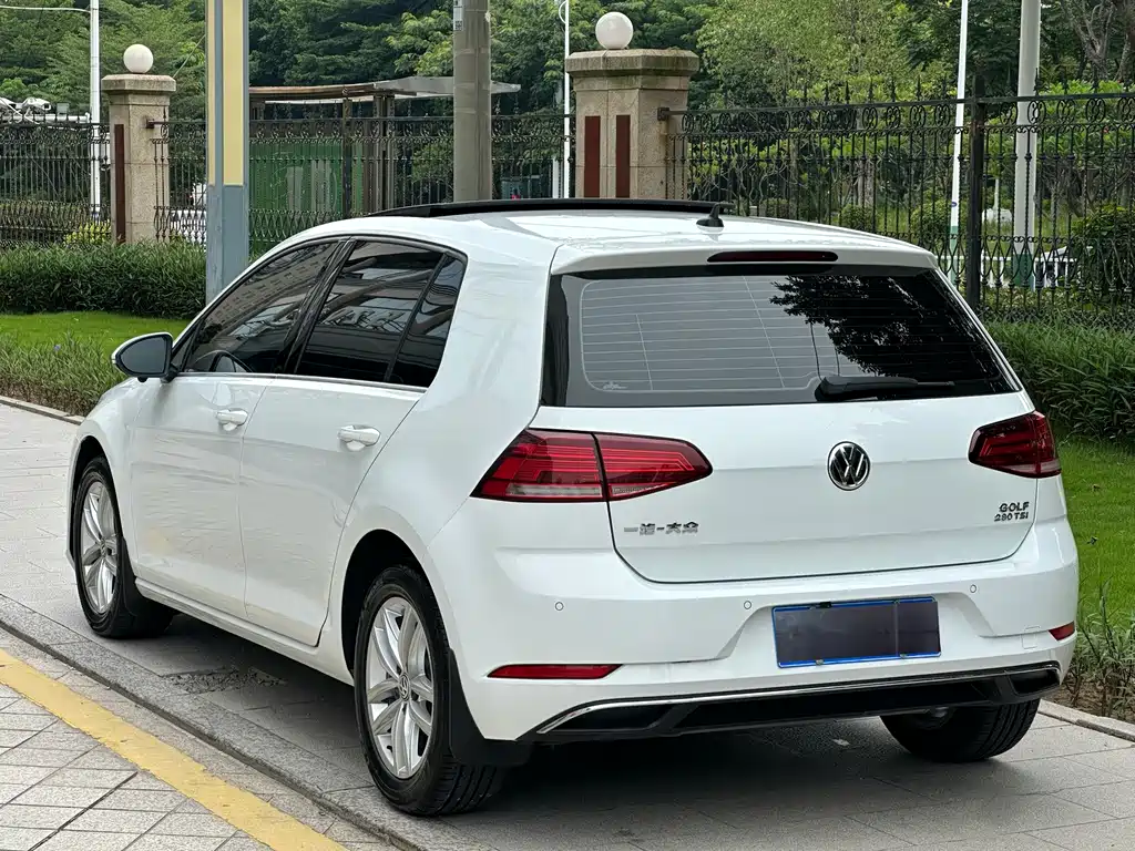 Volkswagen Golf — миниатюра 11