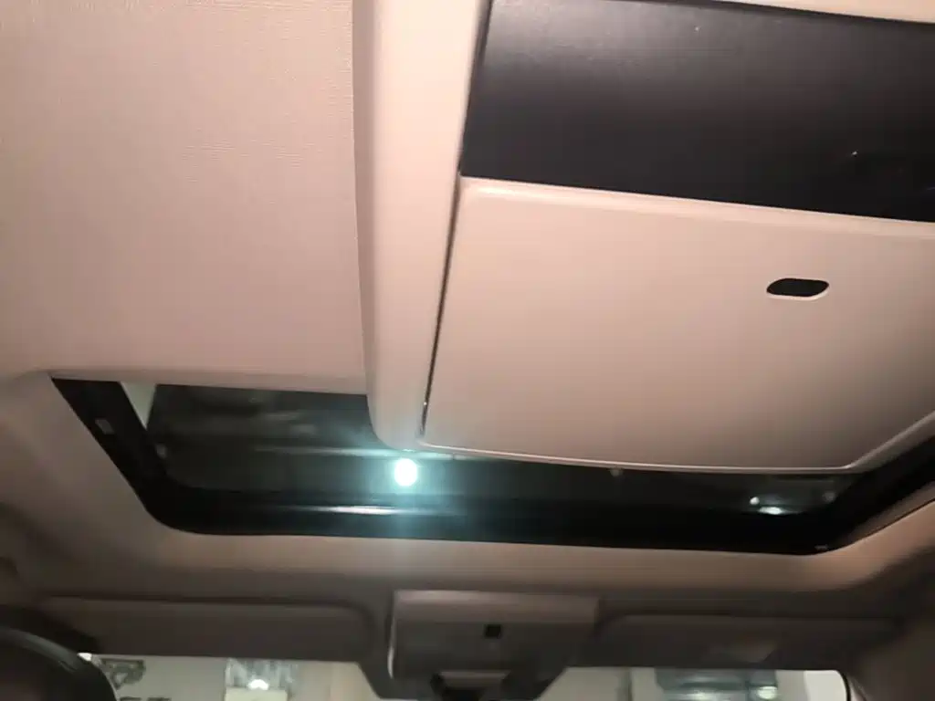 Dodge Journey — миниатюра 18