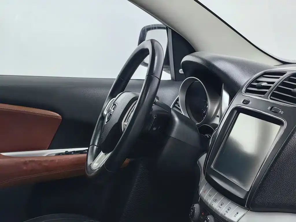 Dodge Journey — миниатюра 22