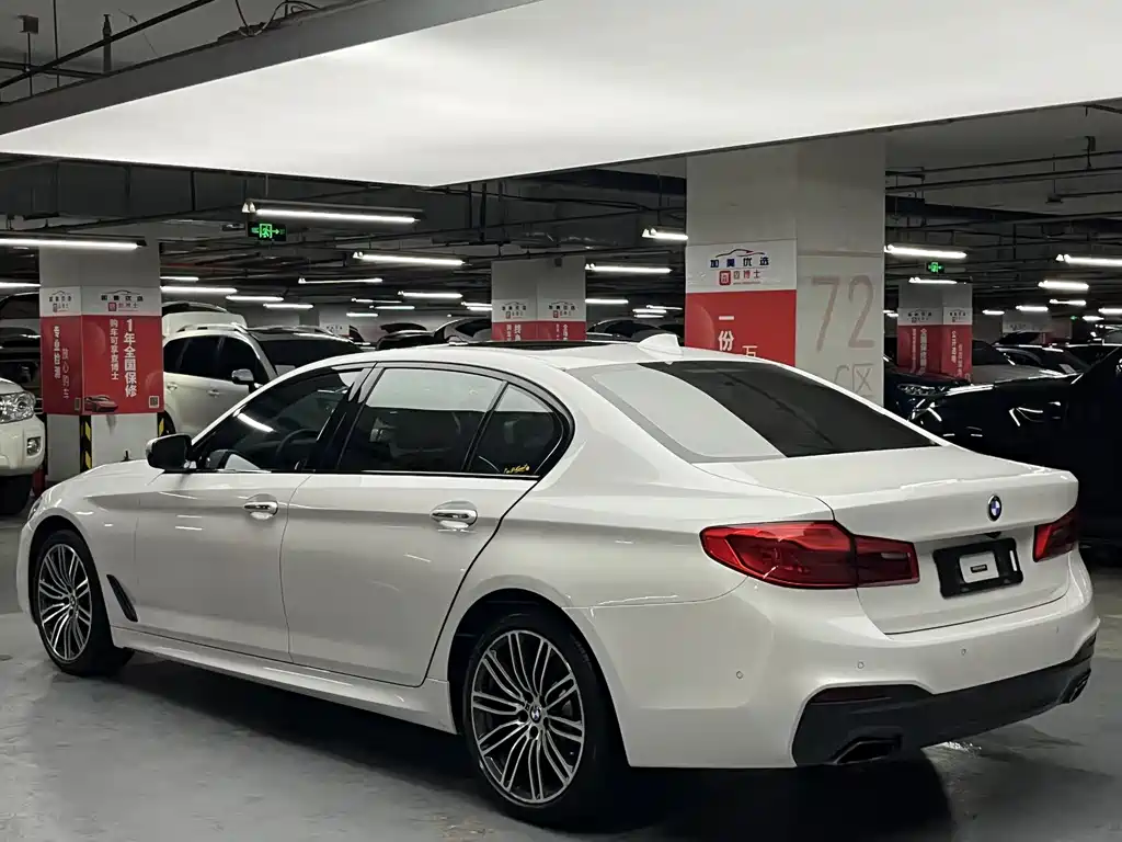 BMW 5 Series — миниатюра 4