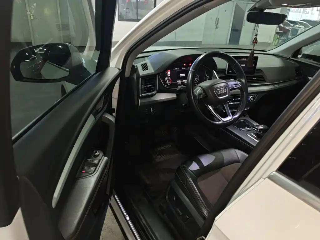 Audi Q5L — миниатюра 23