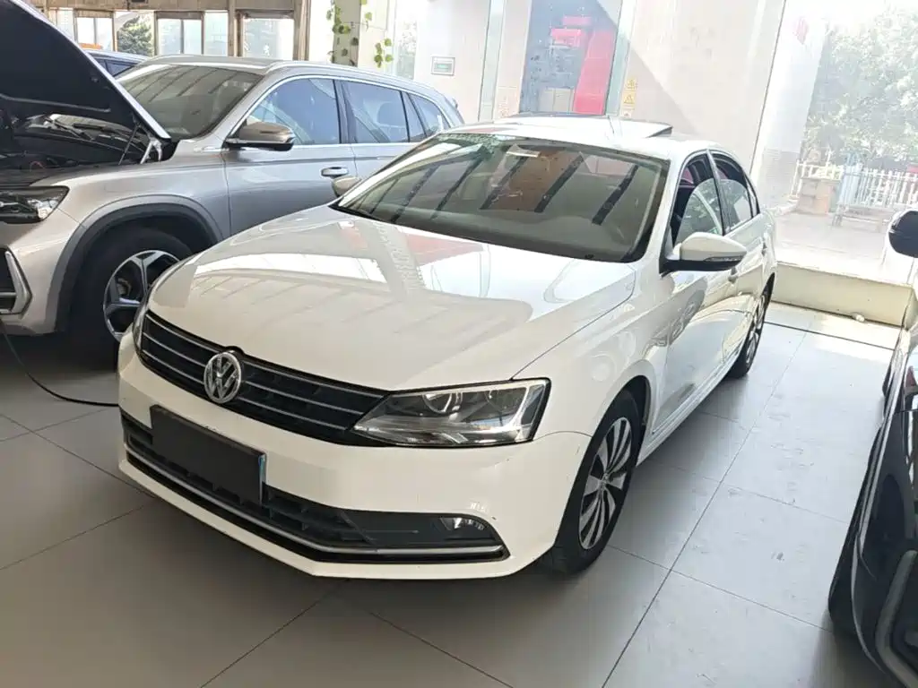 Volkswagen Sagitar