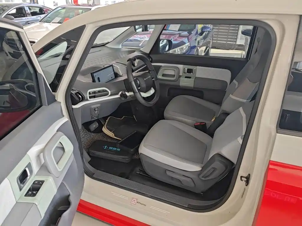 Baojun KiWi EV — миниатюра 16