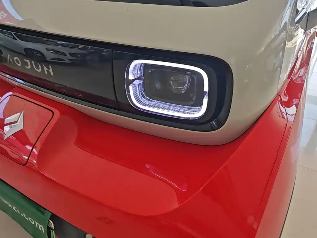 Baojun KiWi EV — миниатюра 24