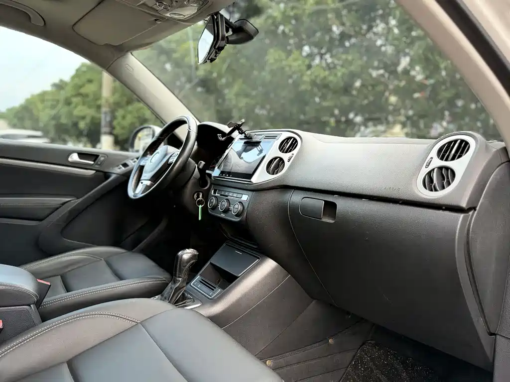 Volkswagen Tiguan — миниатюра 18