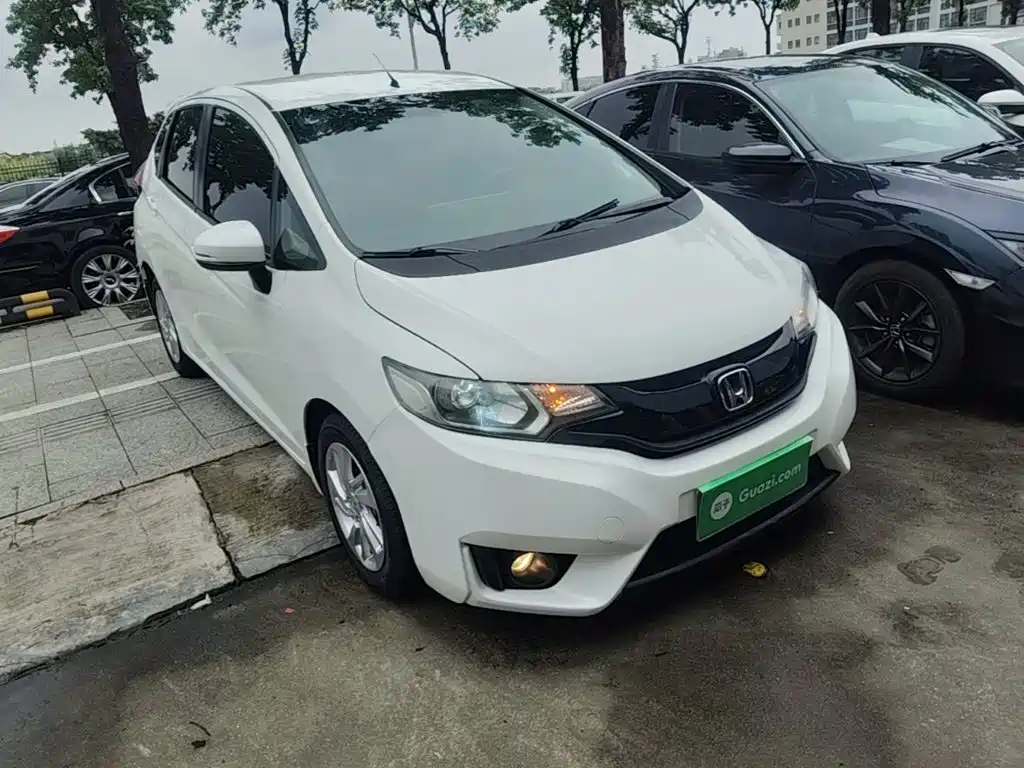 Honda Fit — миниатюра 4