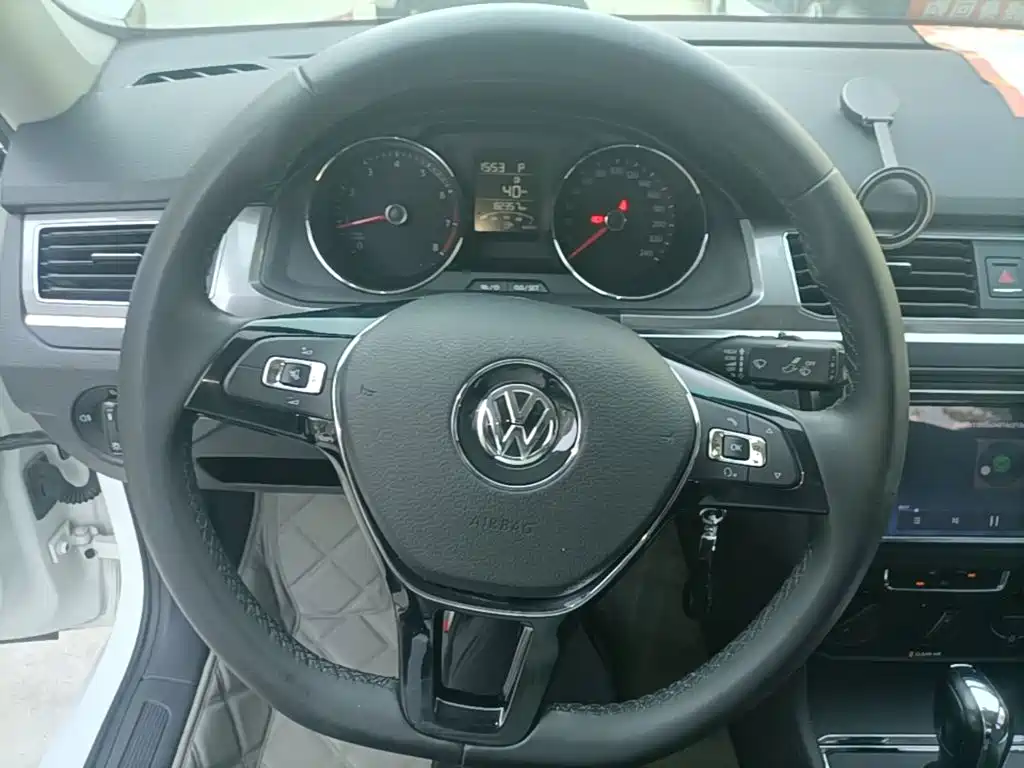 Volkswagen Bora — миниатюра 11