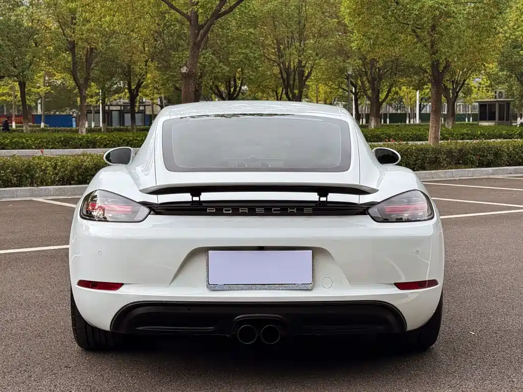Porsche 718 2018 Cayman 2.0T