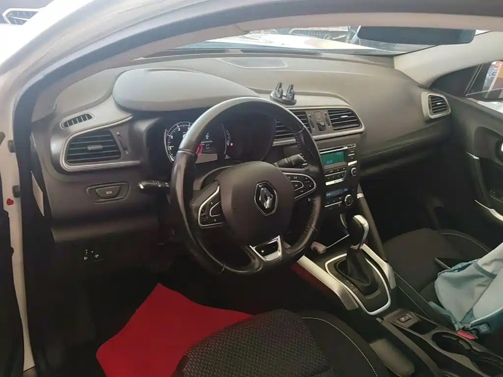 Renault Kadjar — миниатюра 10