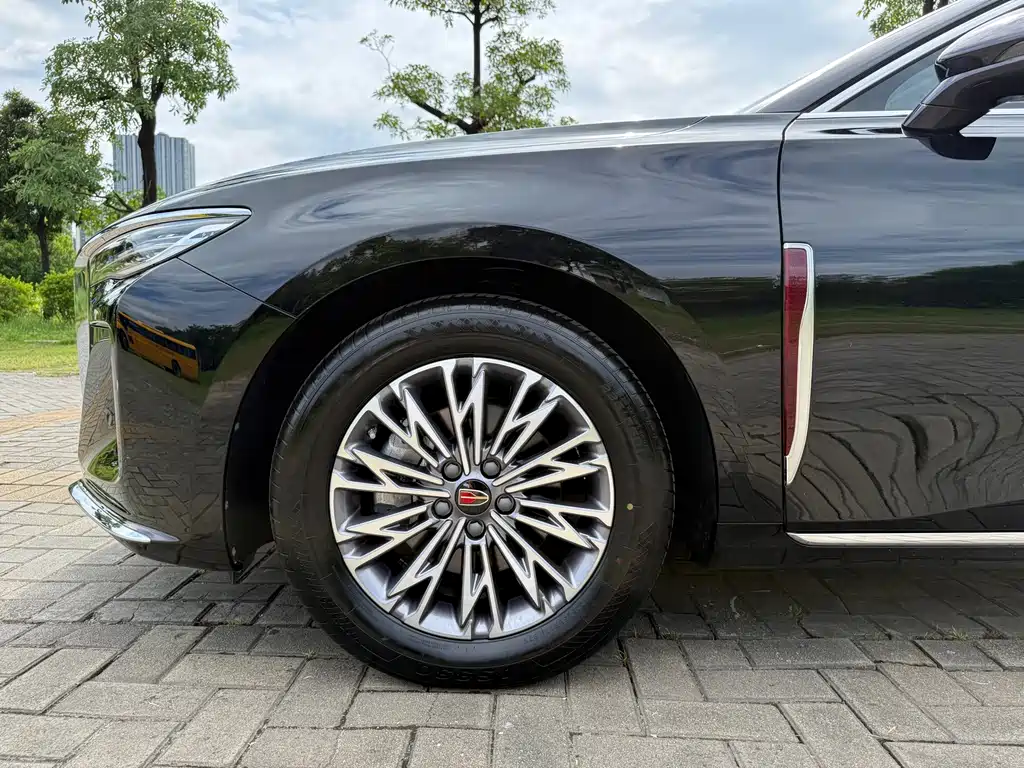 Hongqi Hongqi H5 — миниатюра 23