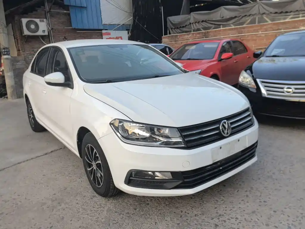 Volkswagen Santana — миниатюра 4
