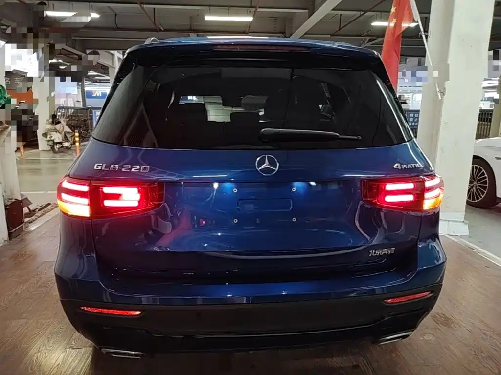 Mercedes-Benz GLB — миниатюра 6