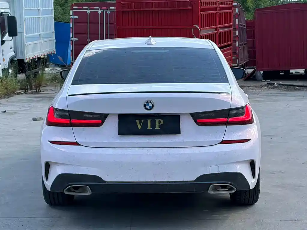 BMW 3 Series — миниатюра 9