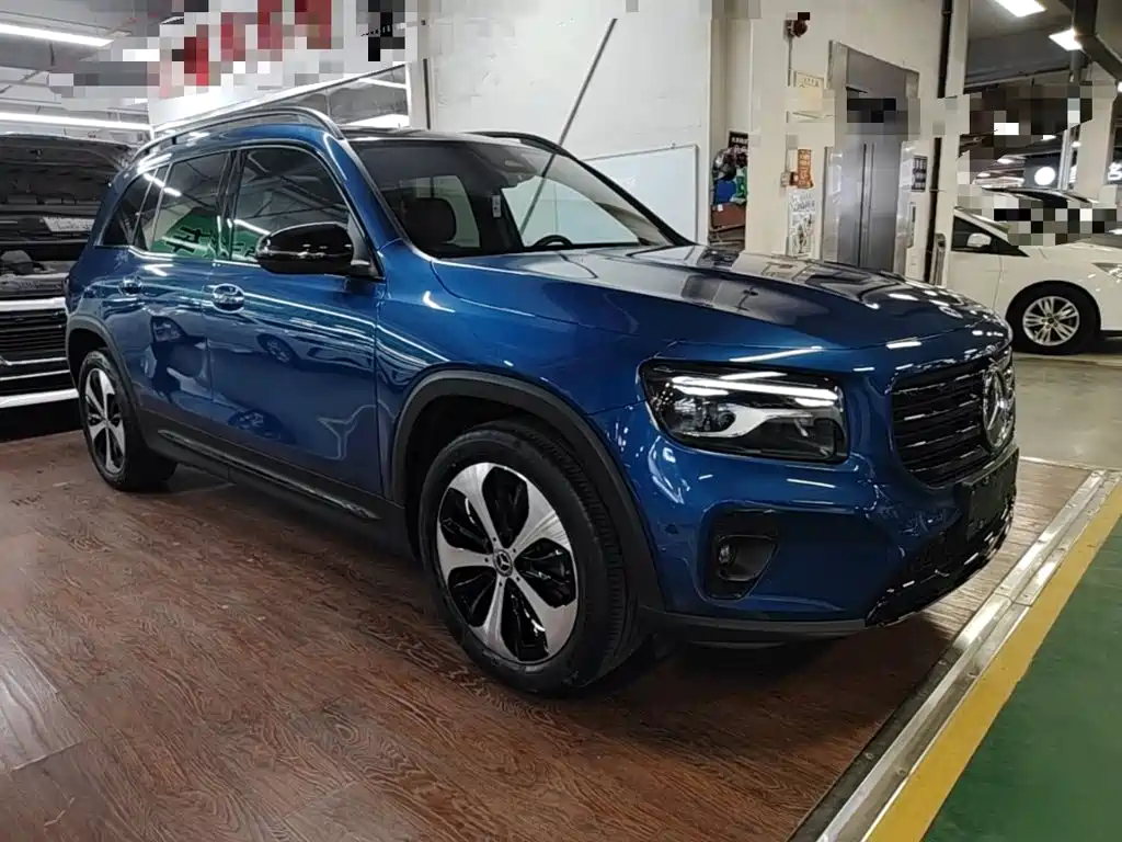 Mercedes-Benz GLB — миниатюра 4