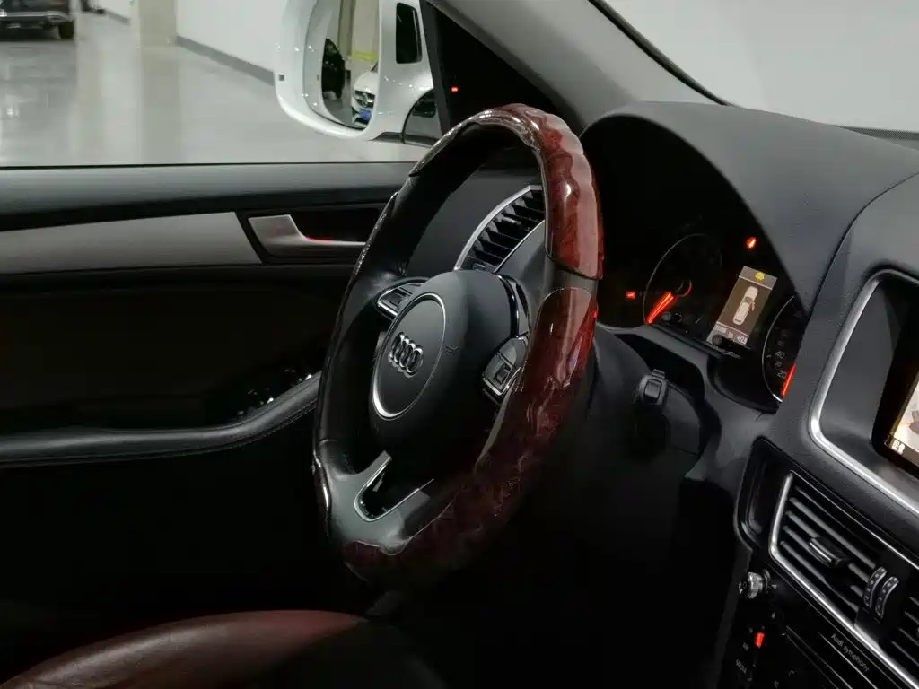 Audi Q5 — миниатюра 22