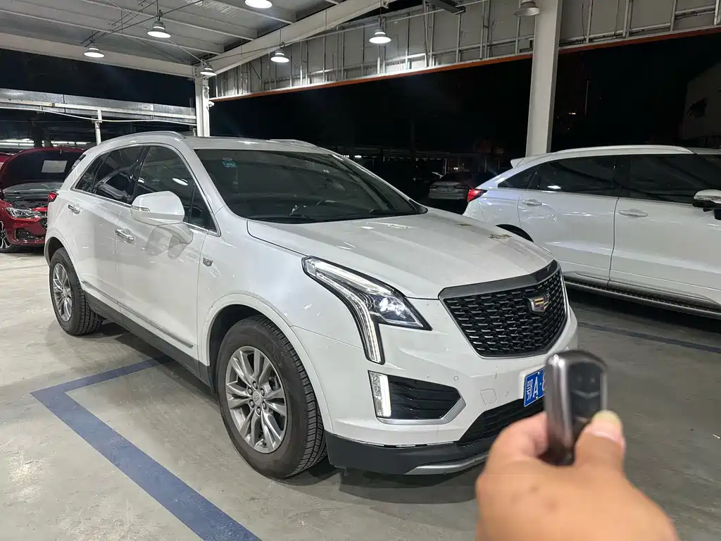Cadillac XT5 — миниатюра 3