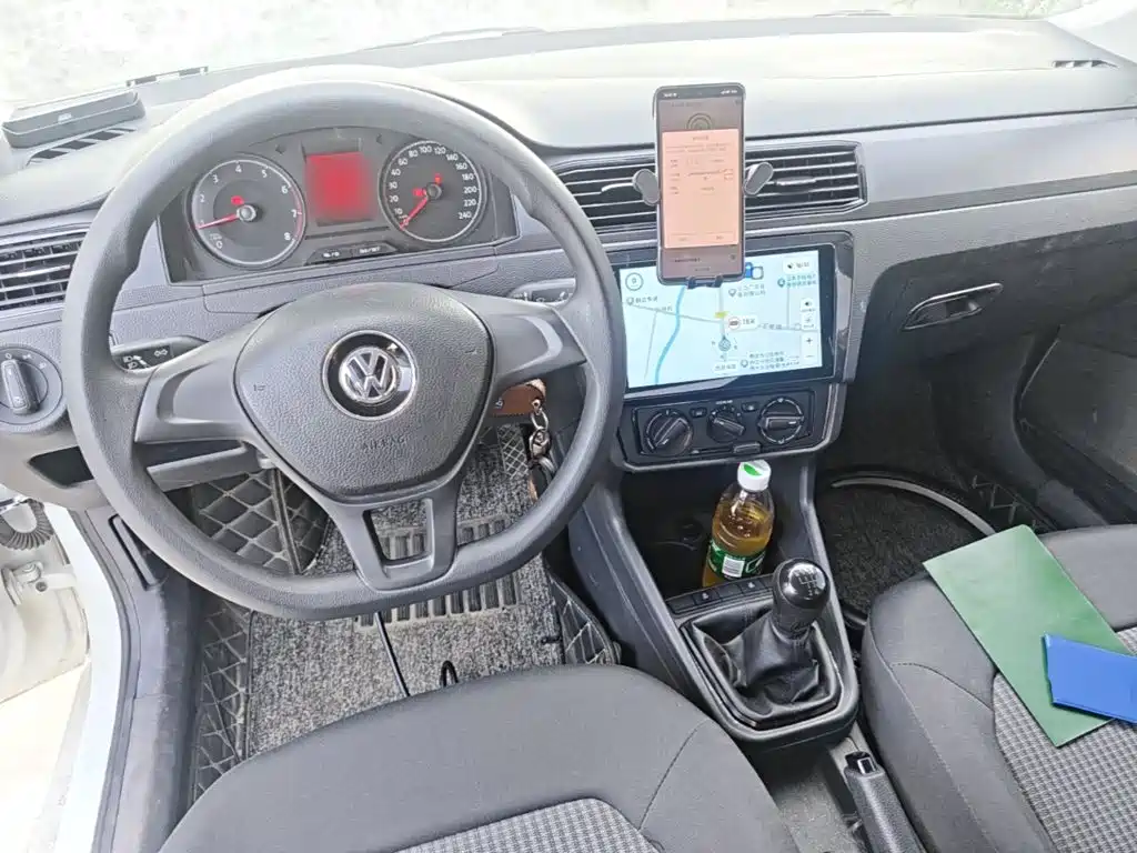Volkswagen Santana — миниатюра 10