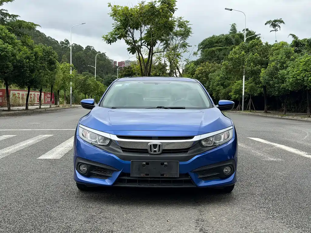 Honda Civic 2016 220TURBO CVT Luxury