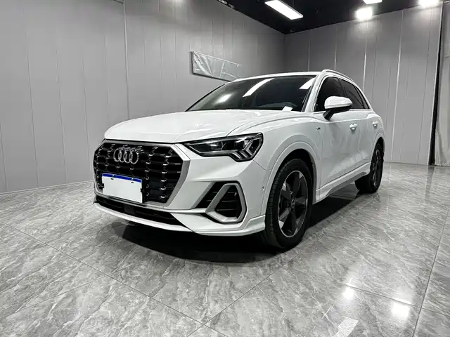 2022 Audi Q3