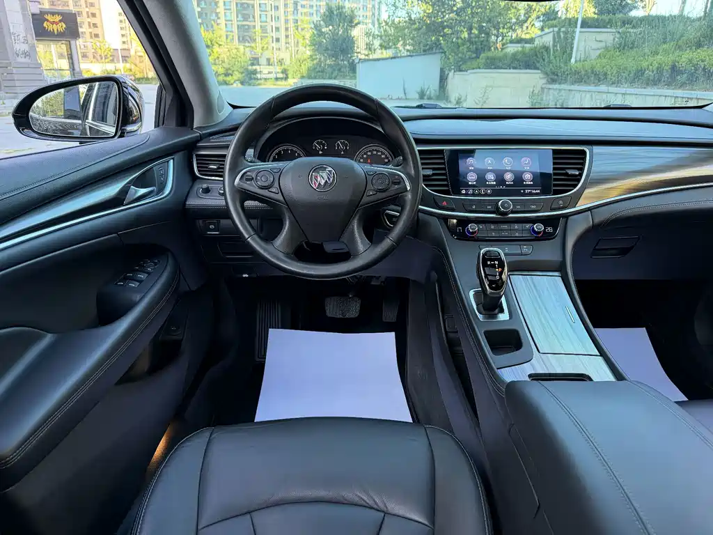 Buick LaCrosse — миниатюра 8