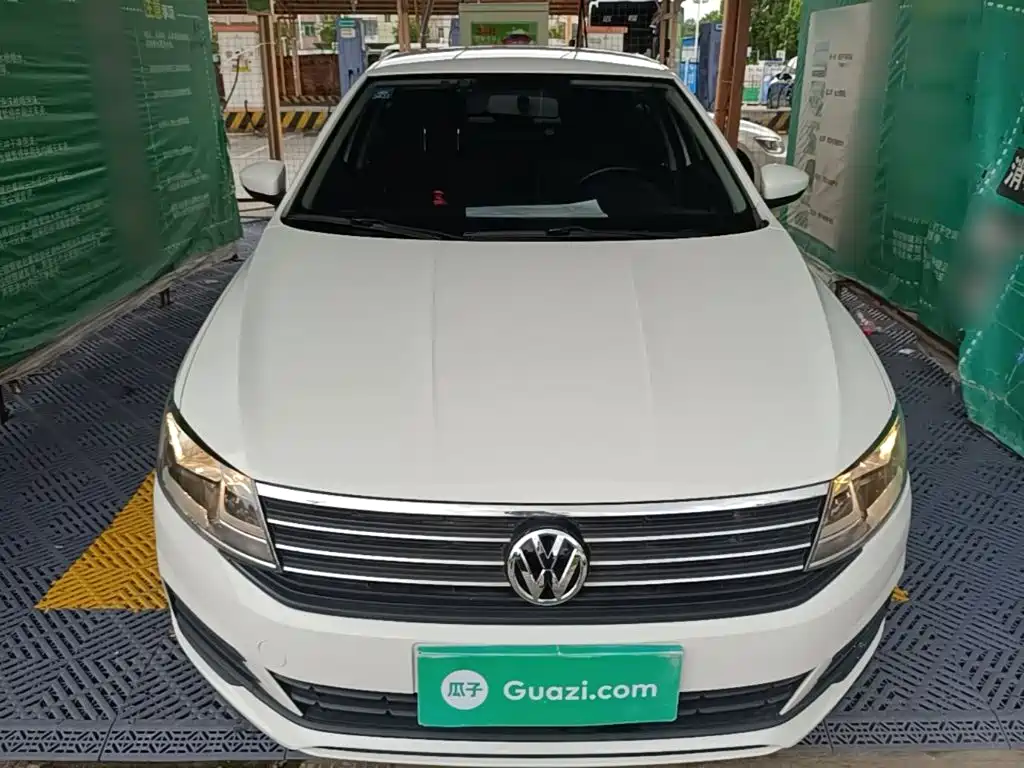 Volkswagen Lavida — миниатюра 3