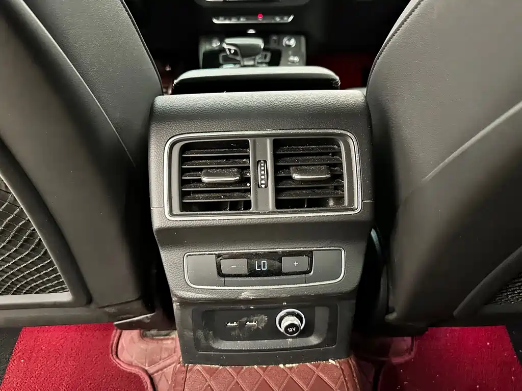 Audi Q5L — миниатюра 22