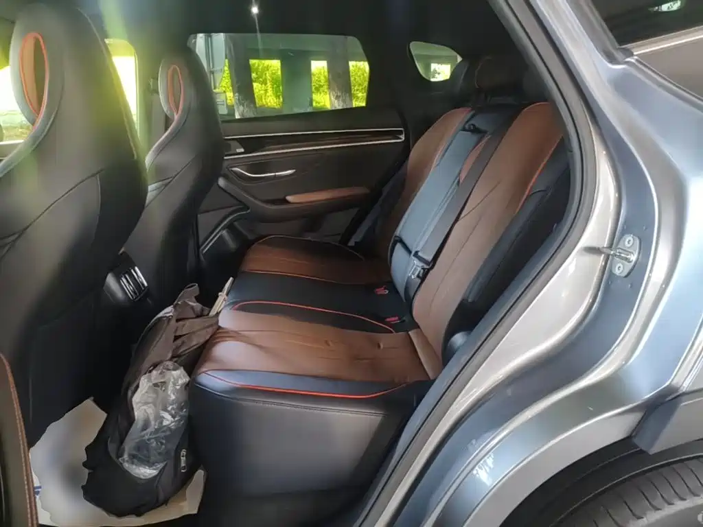 BYD PLUS New Energy — миниатюра 17