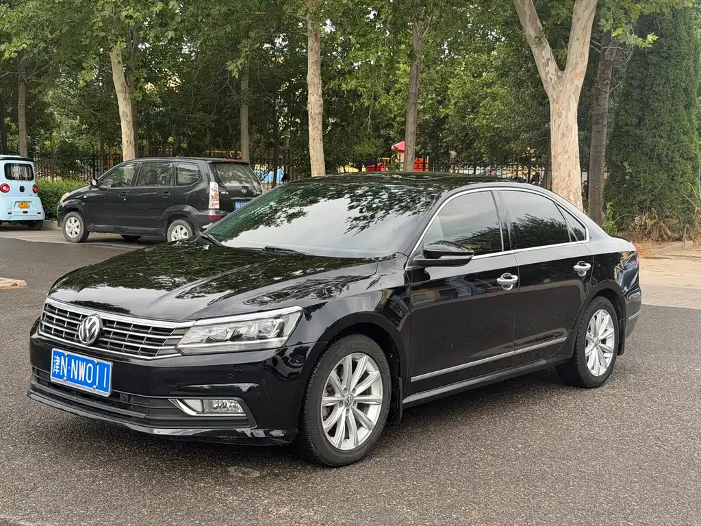 Volkswagen Passat 2017 330TSI DSG