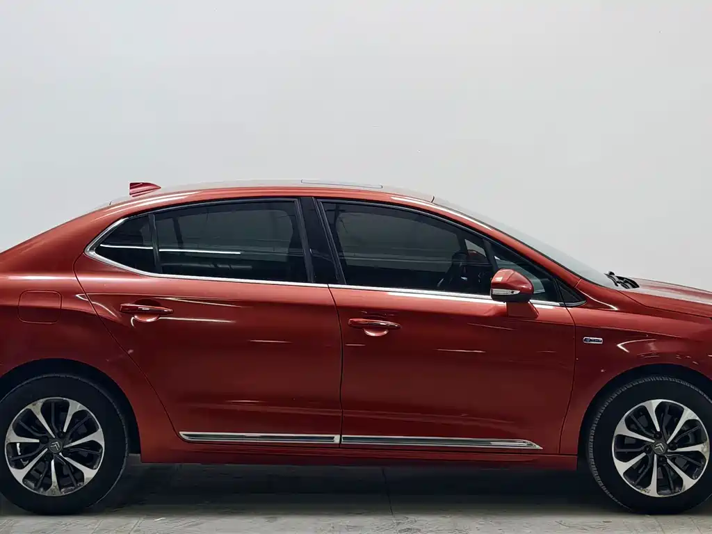 Citroen C4L — миниатюра 8