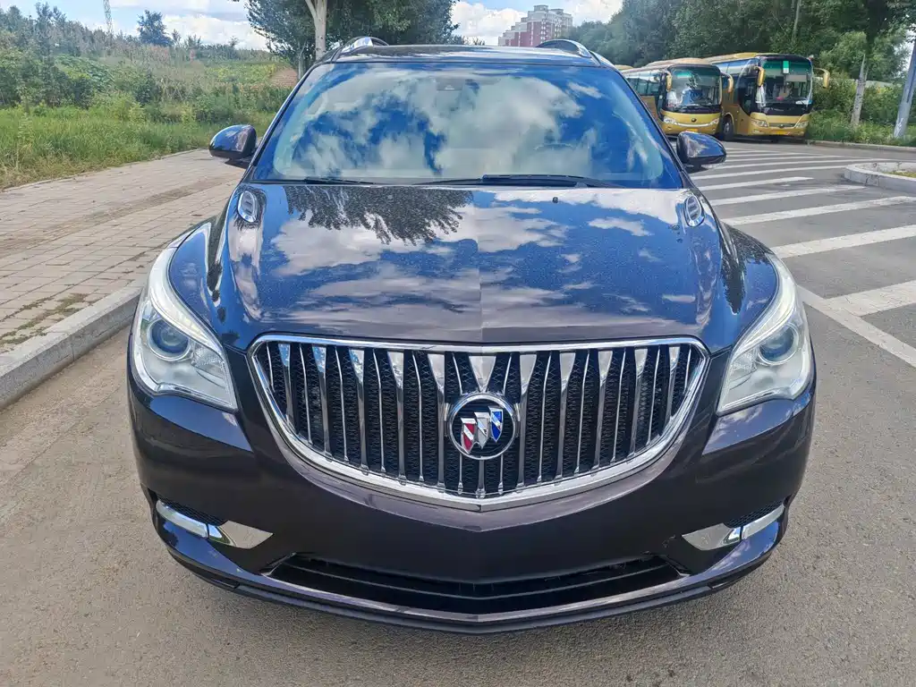 Buick Enclave — миниатюра 3
