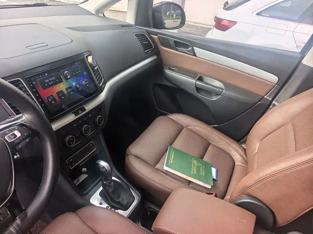 Volkswagen Sharan — миниатюра 13
