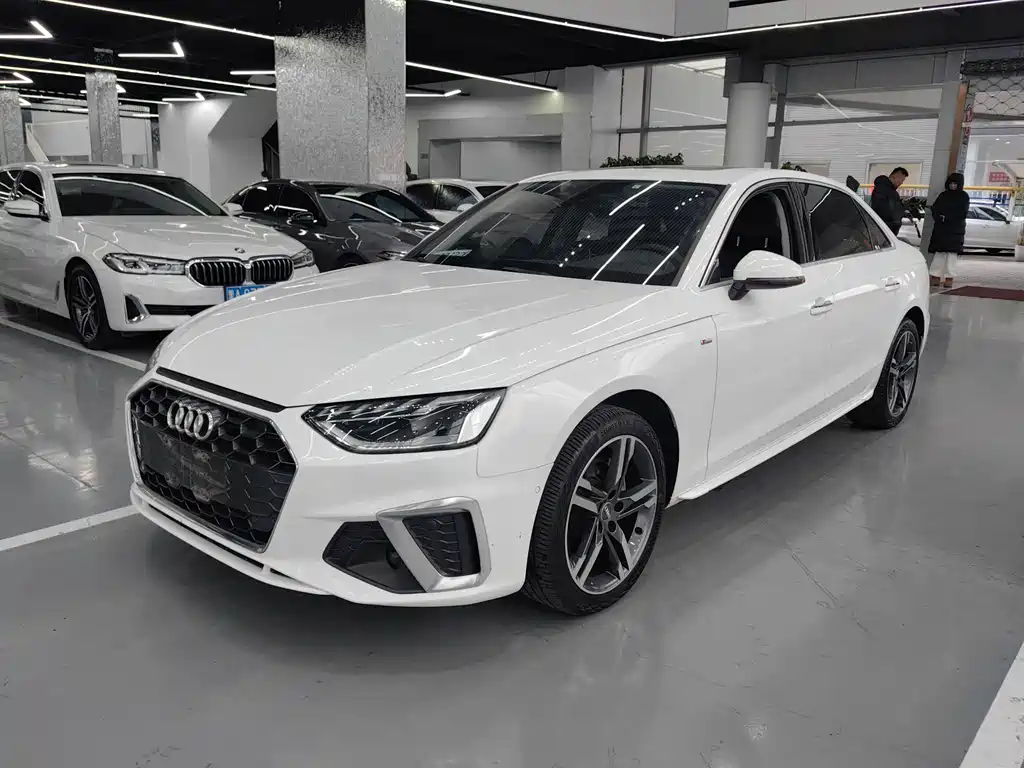 Audi A4L 2020