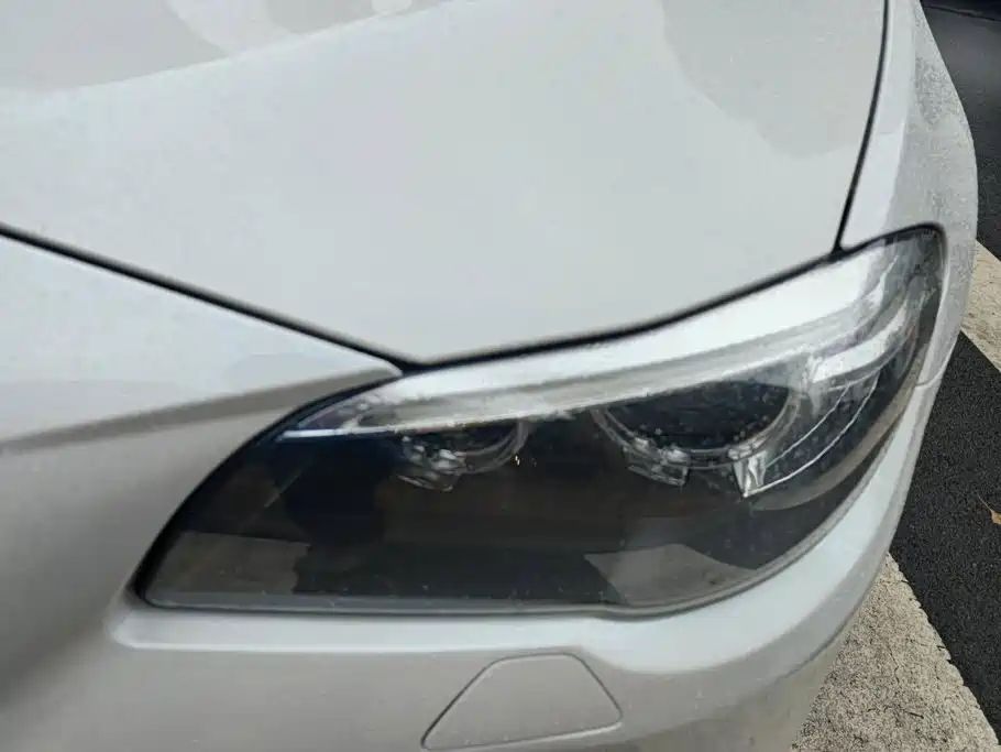 BMW 5 Series — миниатюра 4
