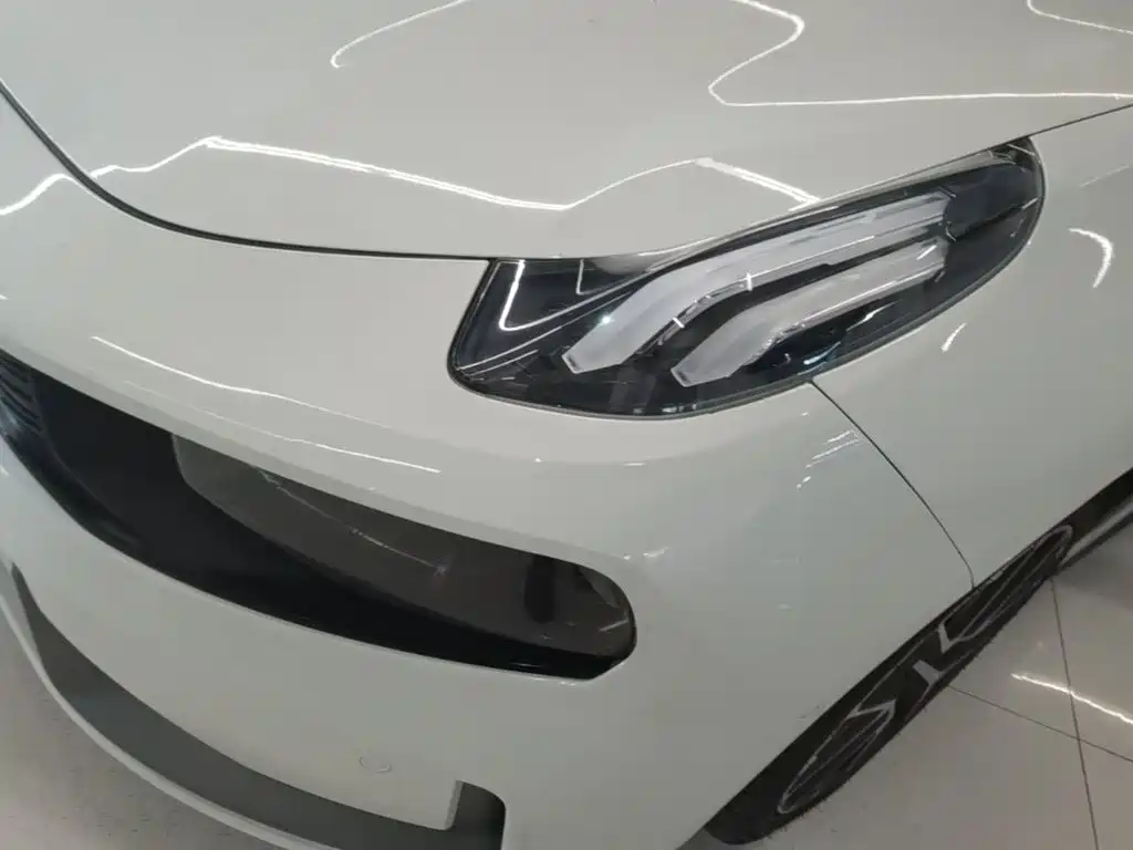 Lynk & Co 03 — миниатюра 24