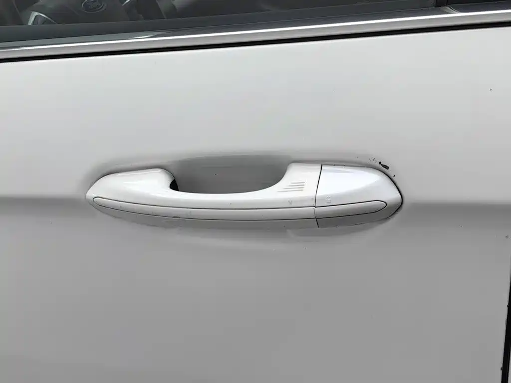 Ford Edge — миниатюра 18