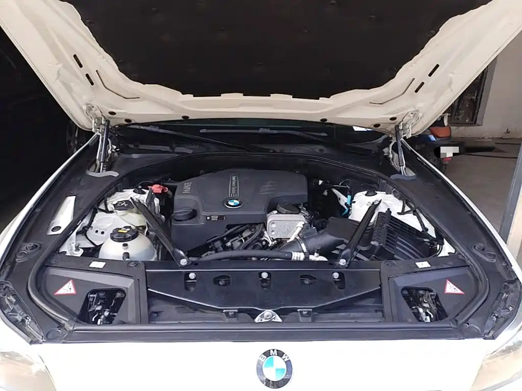 BMW 5 Series (Import) — миниатюра 20