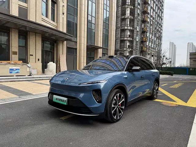 NIO NIO ES8 2023