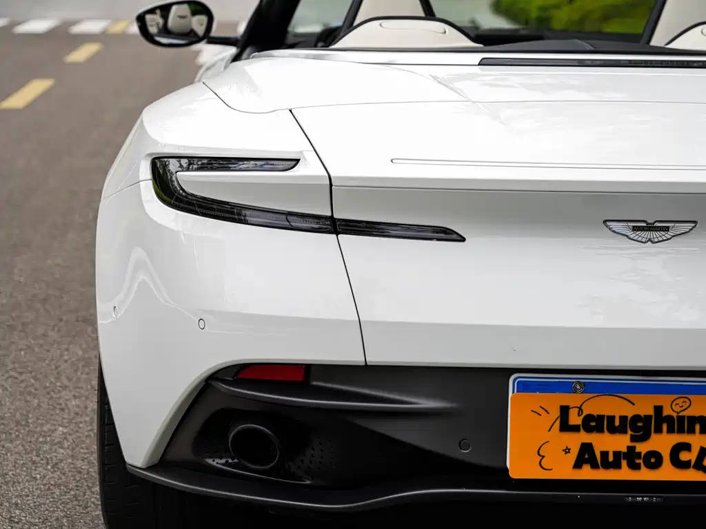 Aston Martin DB11 2019 4.0T V8 Volante