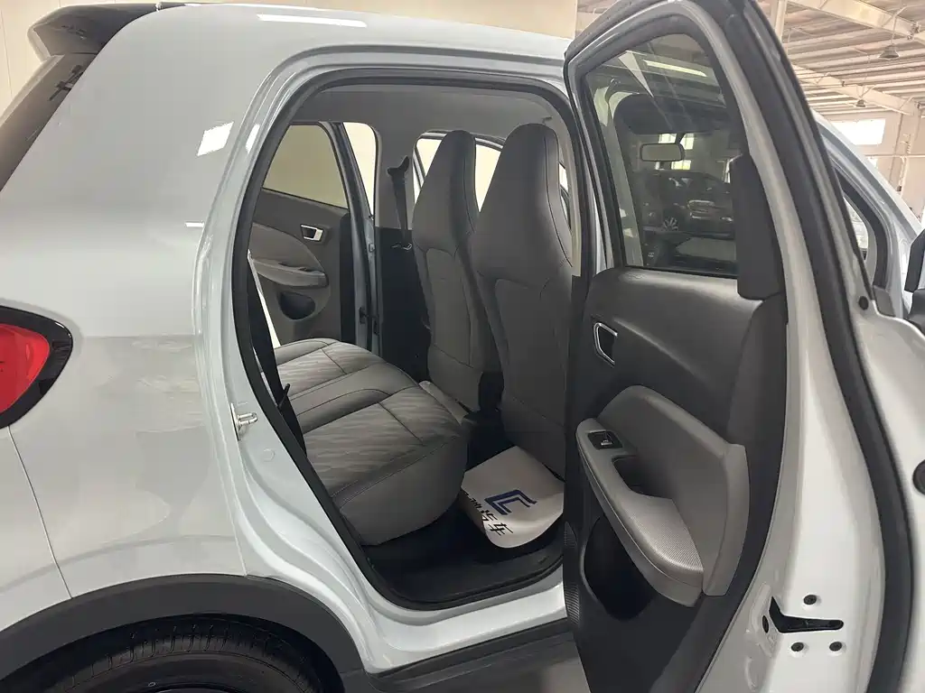 Leapmotor Leapmotor T03 — миниатюра 14