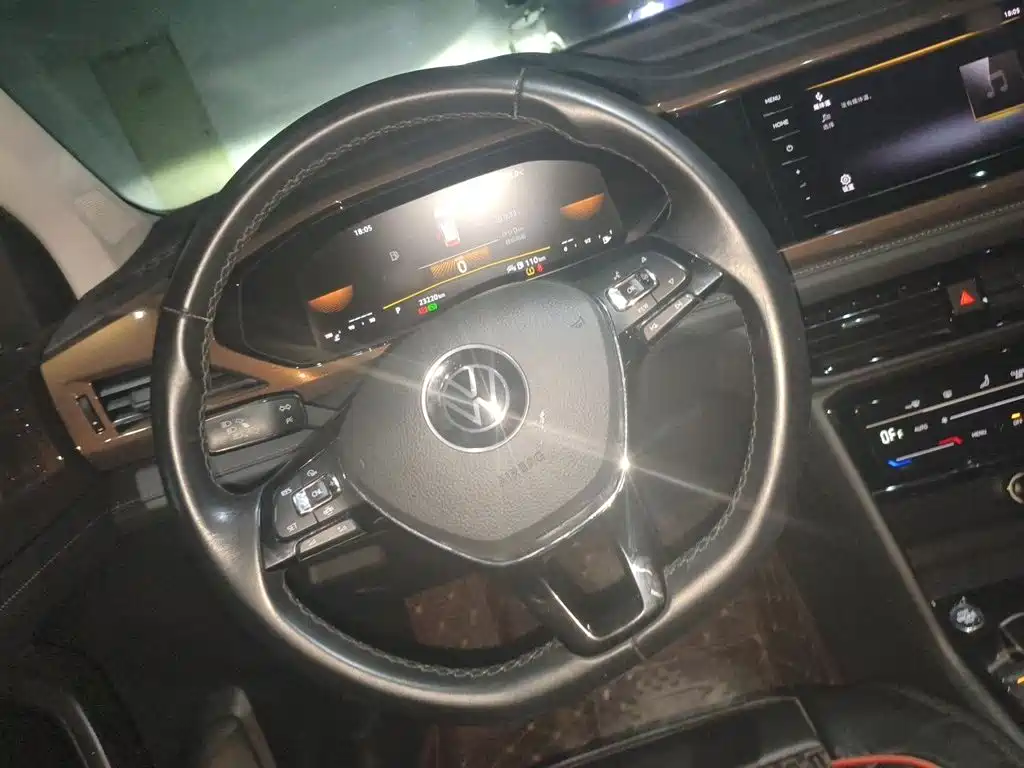 Volkswagen Tharu — миниатюра 6