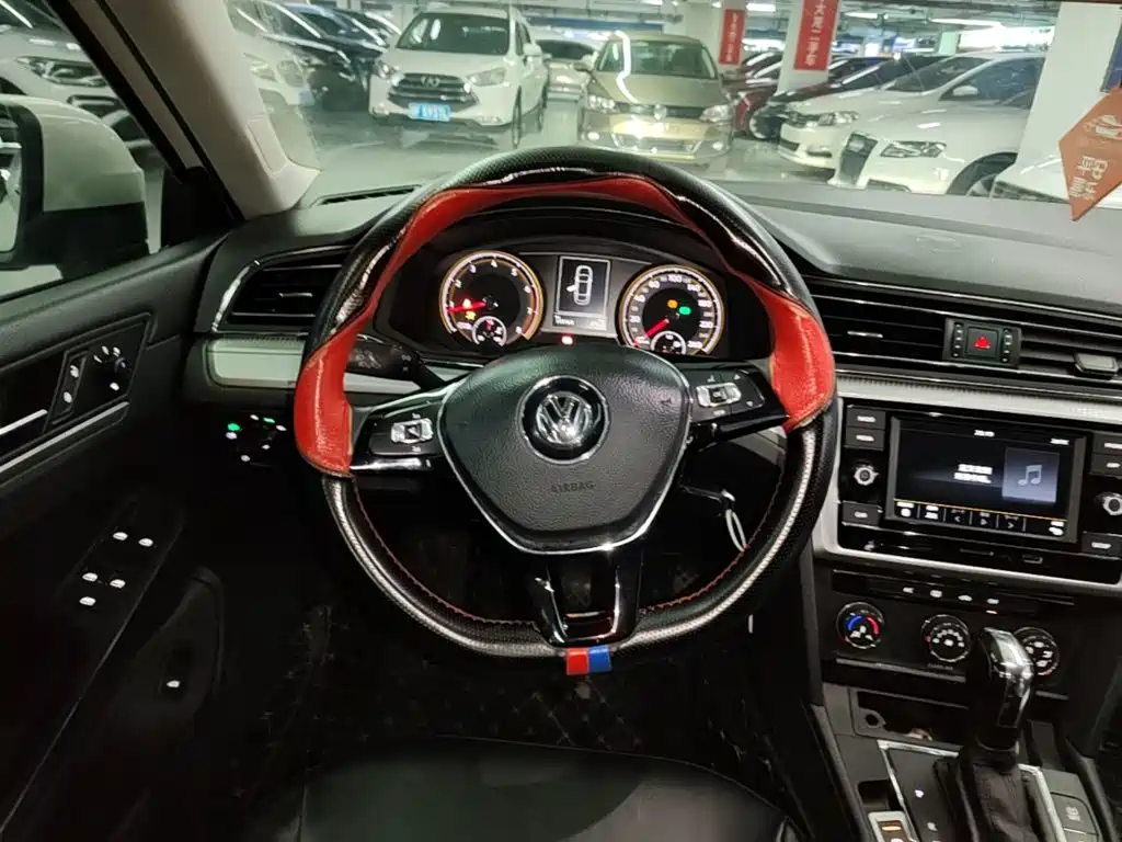 Volkswagen Lamando — миниатюра 11