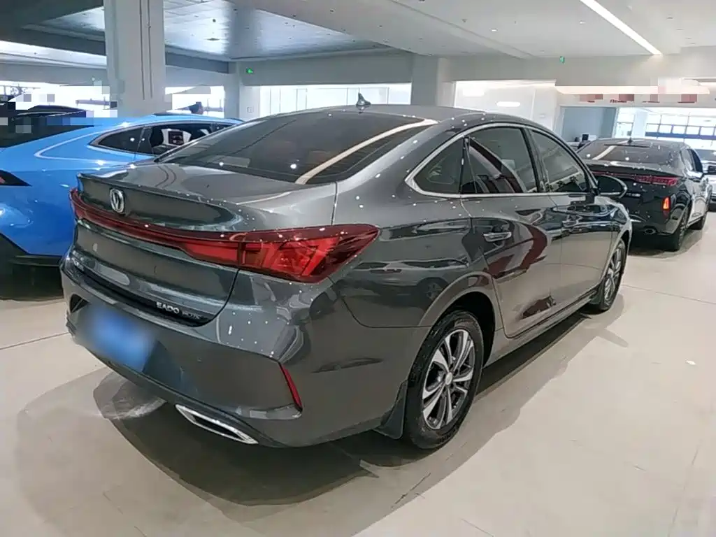 Changan Eado — миниатюра 7