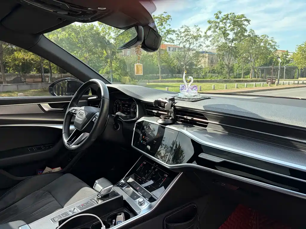 Audi A6L — миниатюра 10